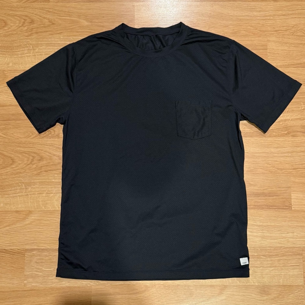 Vouri black short sleeve strato pocket Tee Relaxed Fit L
